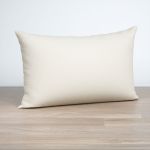 Dekokissen rechteckig in weiss