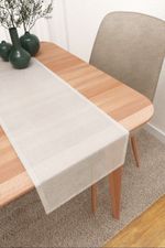 Tischläufer in weiss